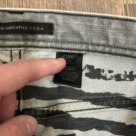 John Varvatos Jeans size 31R - Picture 2 of 5